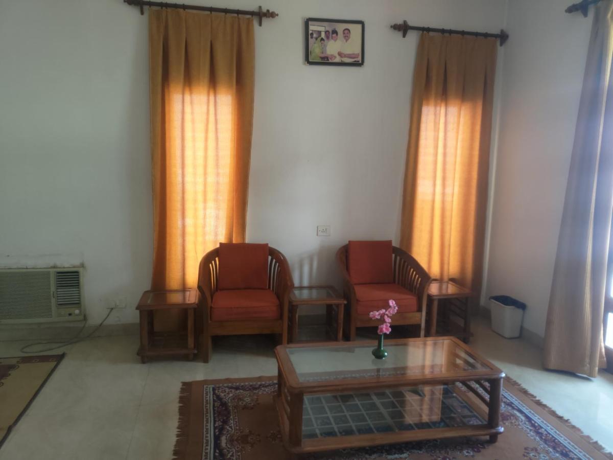 Hotel Fort View Tikamgarh Luaran gambar